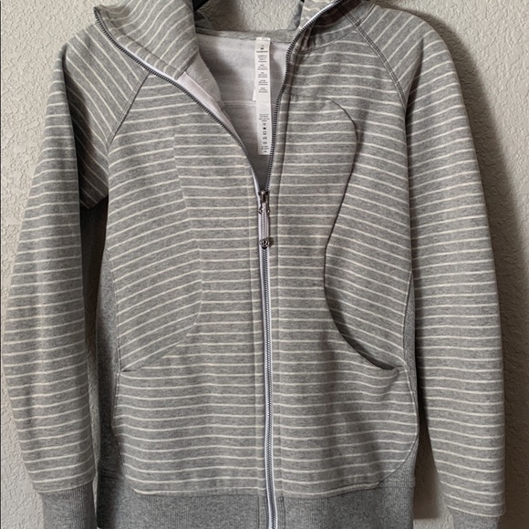 lululemon zip up jacket perfect condition size 4 - Picture 1 of 3